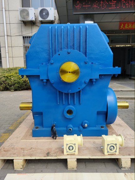 出口俄羅斯二次包絡(luò)蝸輪蝸桿減速機?