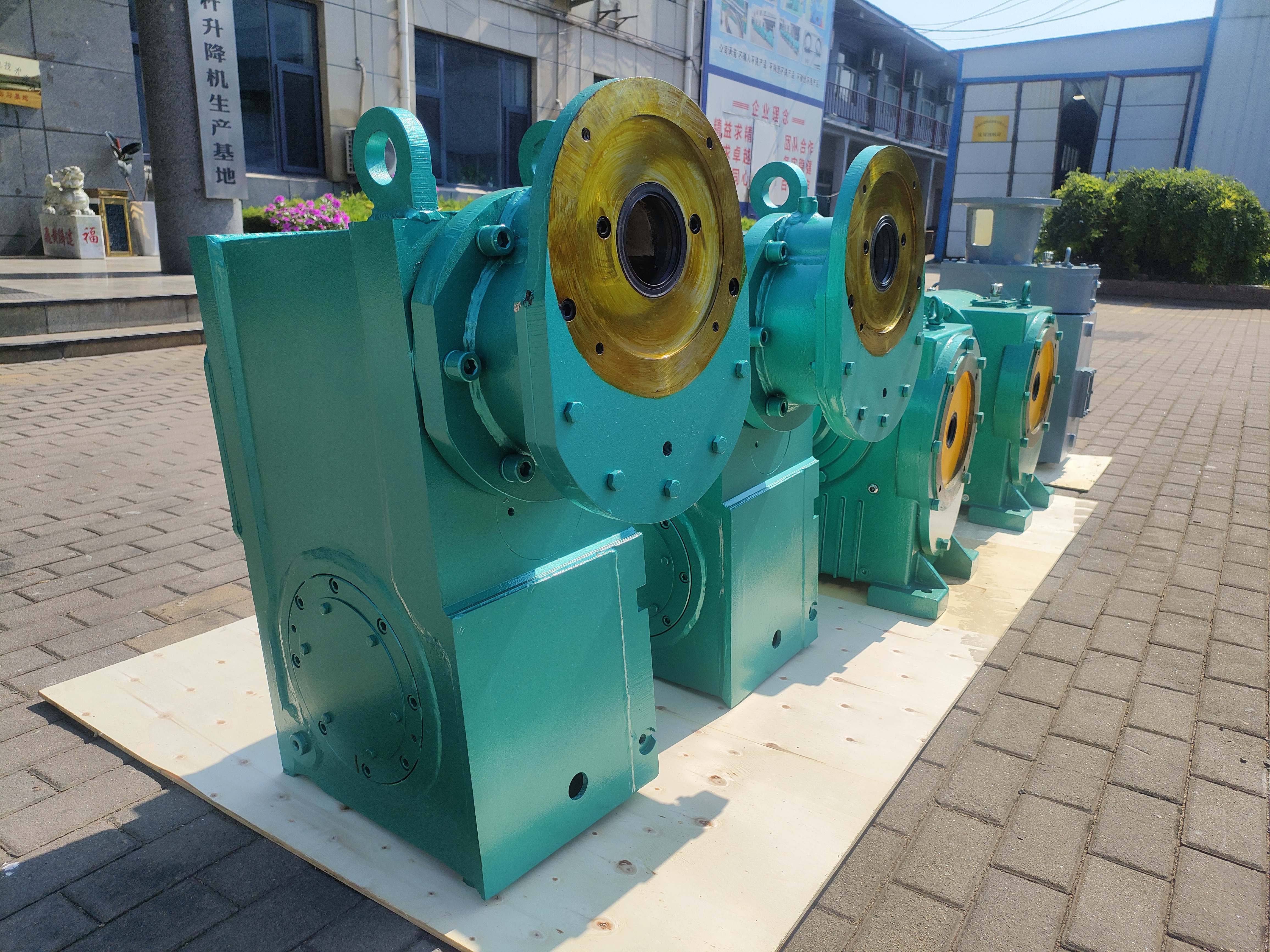 RDA拉矯機專用二次包絡蝸桿減速機