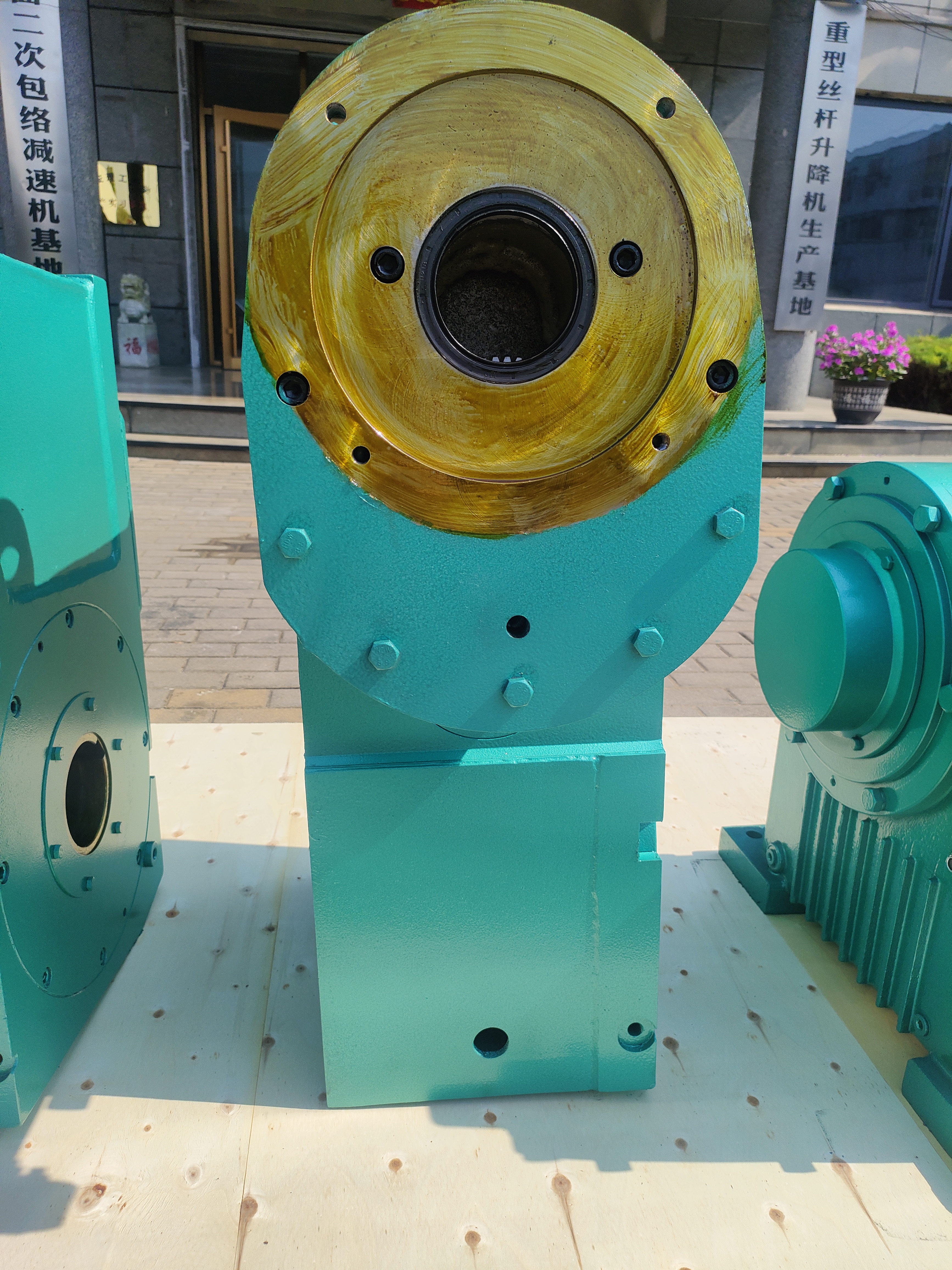 RDA拉矯機專用二次包絡蝸桿減速機