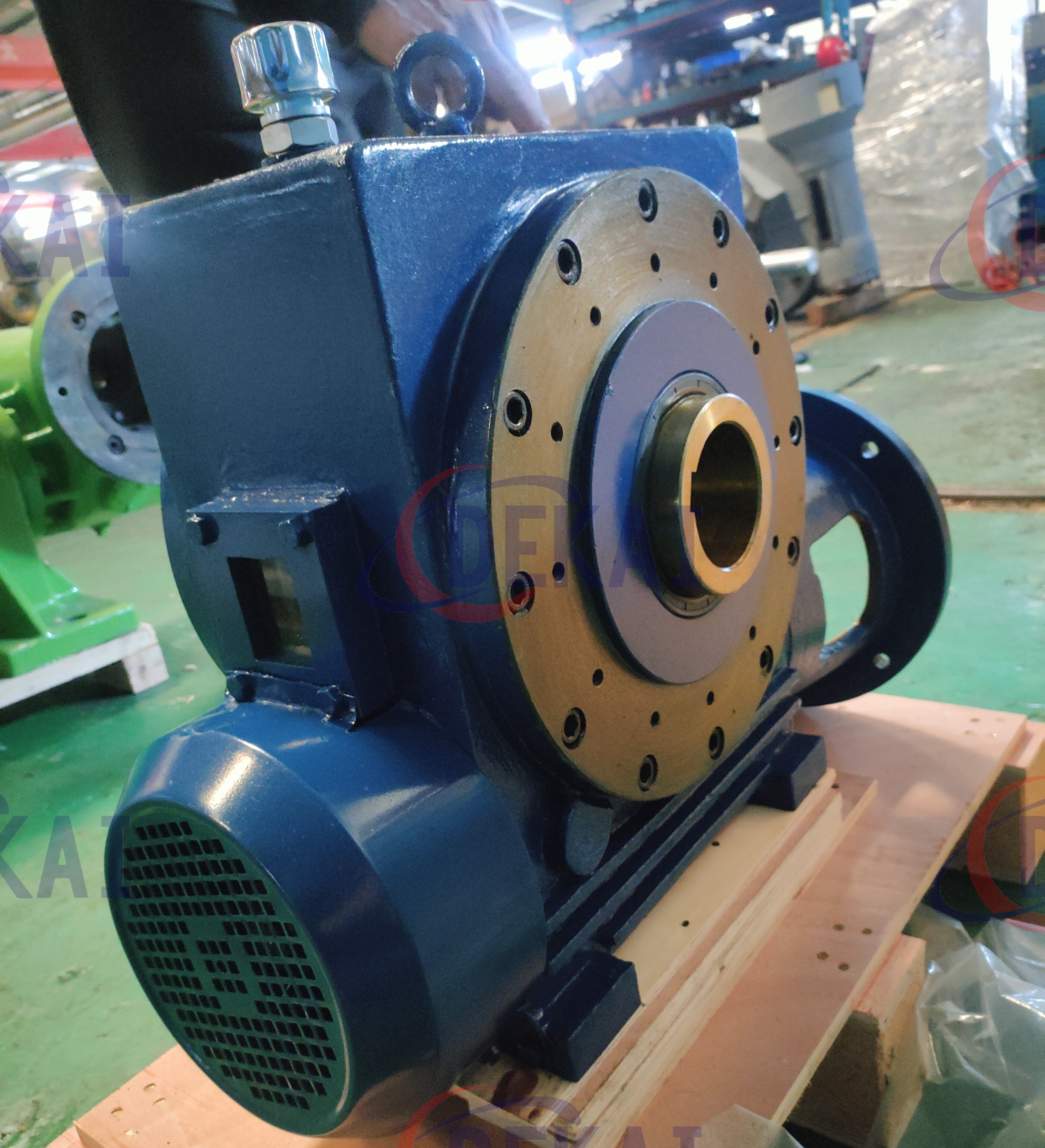 出口阿聯(lián)酋迪拜A152.4二次包絡(luò)減速機(jī)