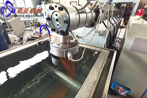 斯里蘭卡客戶 PET PP 塑料拉絲機(jī)試車