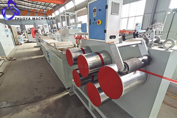 全新PET拉絲機(jī)發(fā)貨前試車