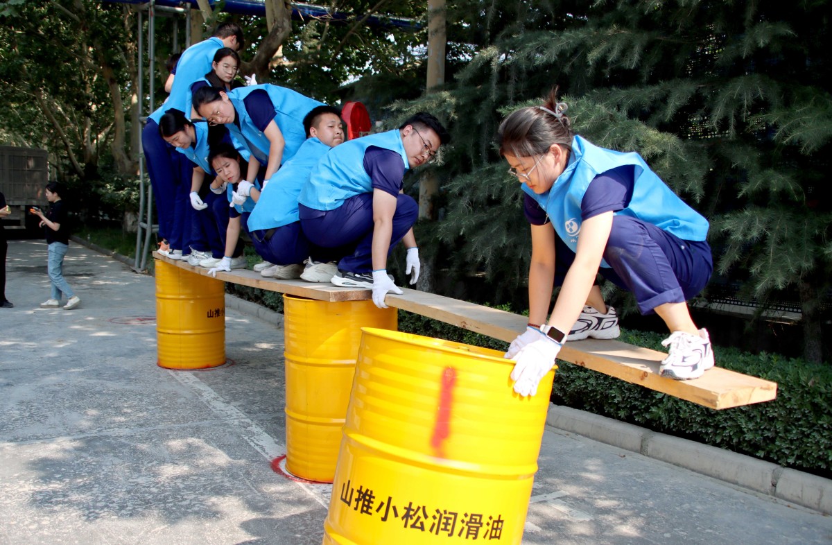 拓展训练2.jpg