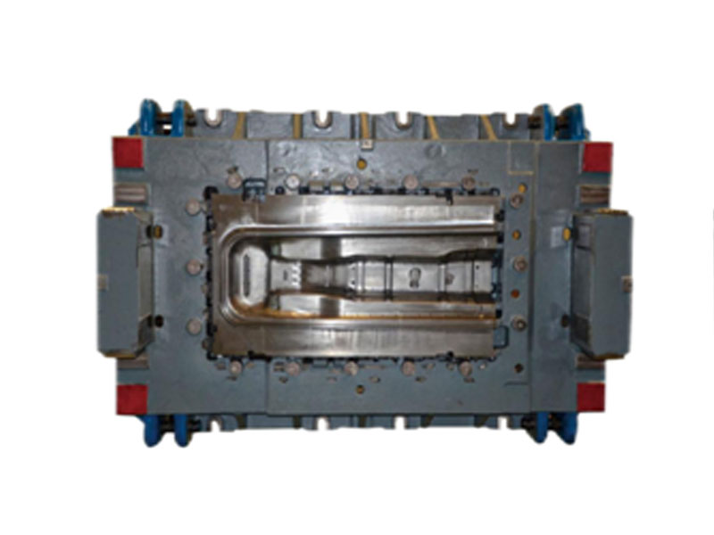 汽车模具