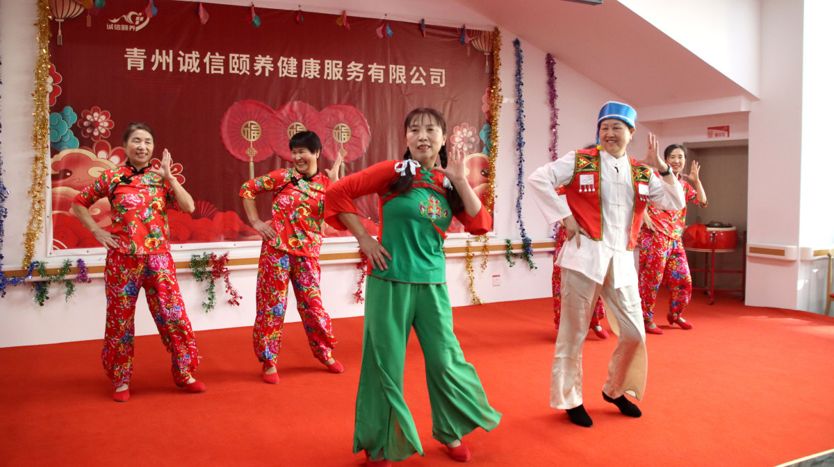 舞蹈2.jpg 舞蹈2.jpg