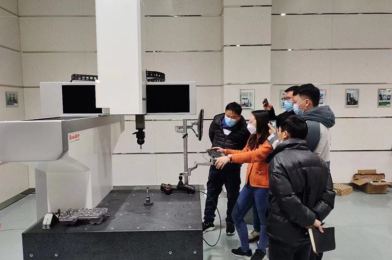 影像测量仪：一种高精度、效率高的测量工具