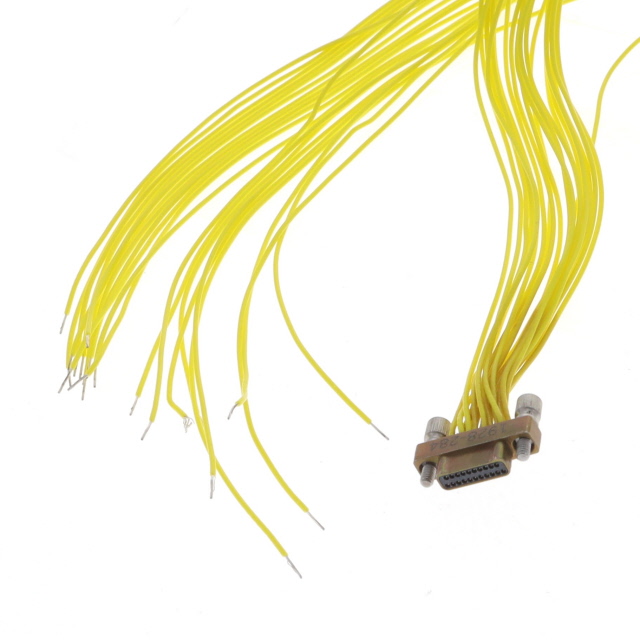 D-Sub 电缆组件 D 型，Nano-D 黄色，单根 1.50'（457.20mm） 插头，公引脚 至 单条导线引线 无屏蔽  多样化选择 锐诚达