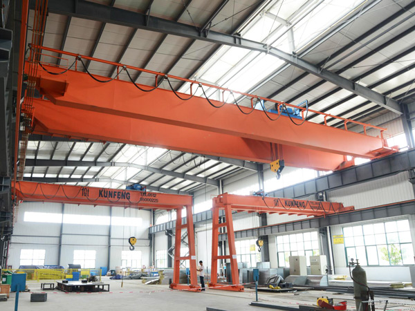 起重机变频器的主要技术性能特点