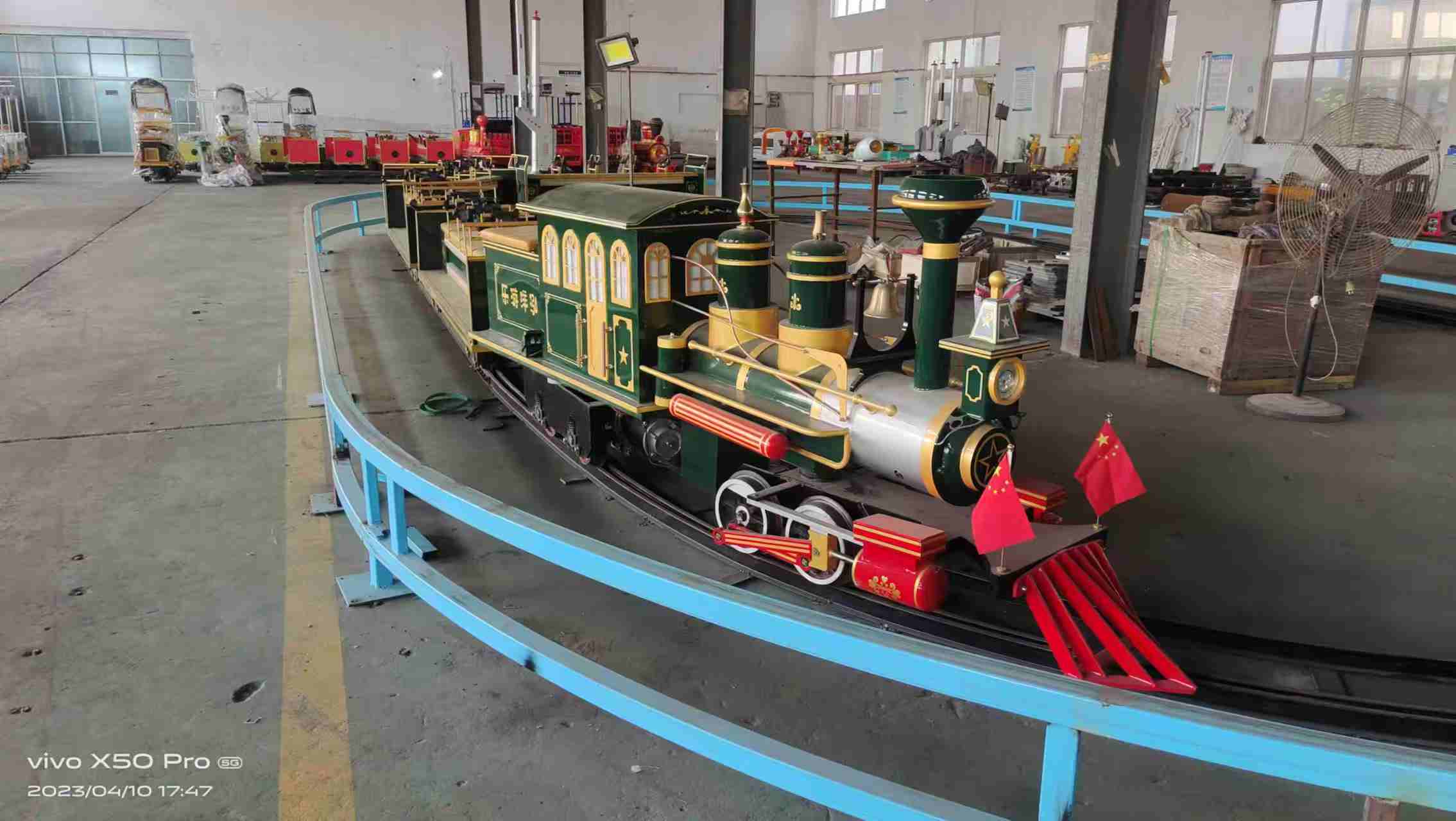 骑跨式网红无轨小火车