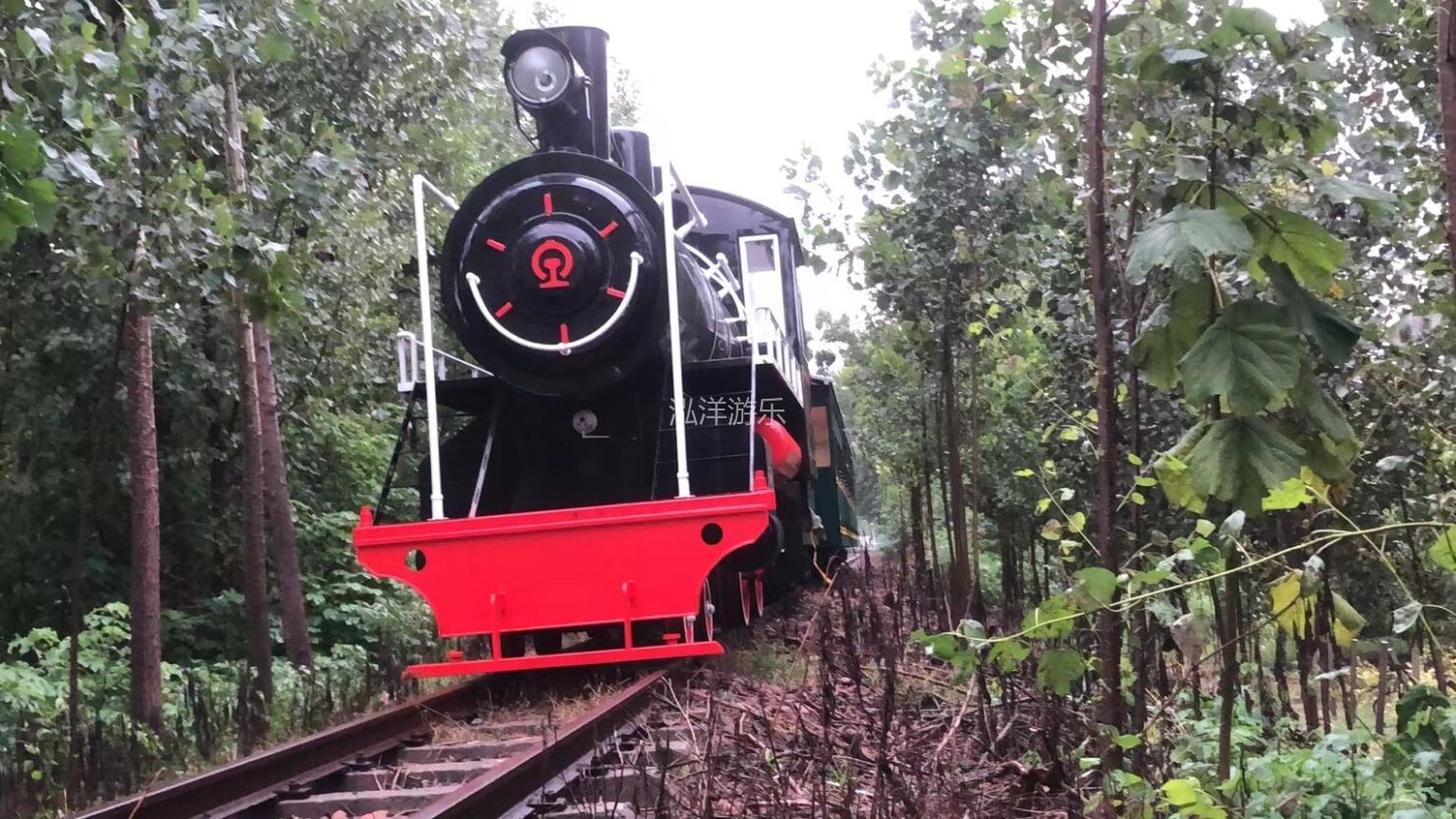 仿古蒸汽观光小火车