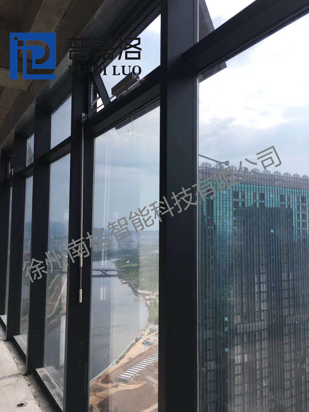 手摇链条式开窗器