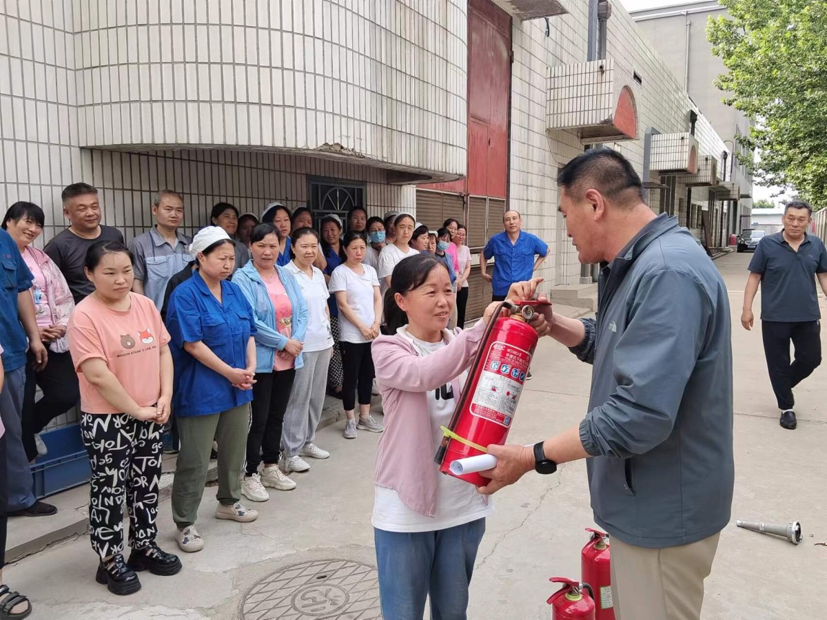 安全月大练兵 (1).jpg 安全月大练兵 (1).jpg
