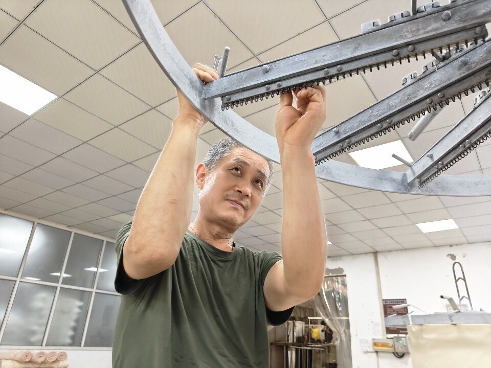 身边最美劳动者.jpg 身边最美劳动者.jpg