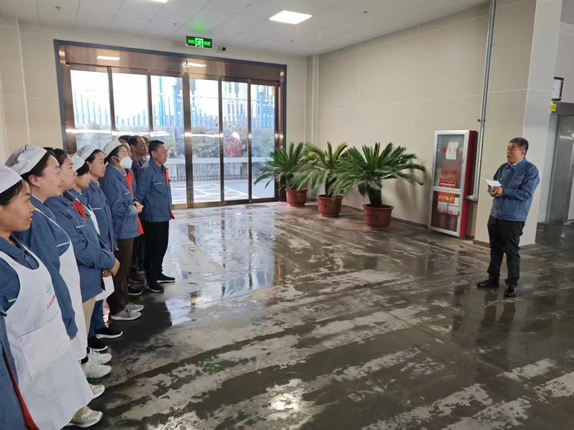 复工复产要疾蹄 安全生产要稳步.jpg 复工复产要疾蹄 安全生产要稳步.jpg