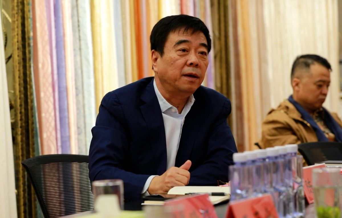 淄博大染坊丝绸集团有限公司党委书记、董事长 陈鲁 淄博大染坊丝绸集团有限公司党委书记、董事长 陈鲁