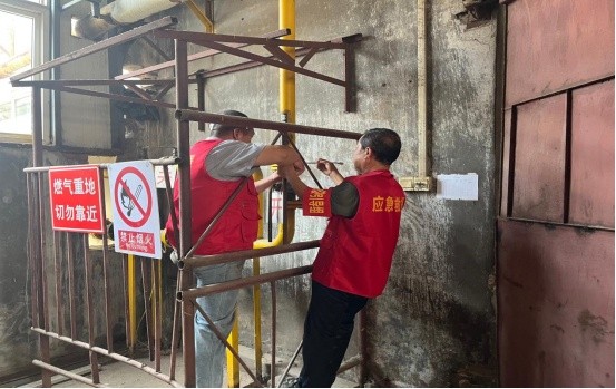 以练筑防 安全护航 以练筑防,安全护航