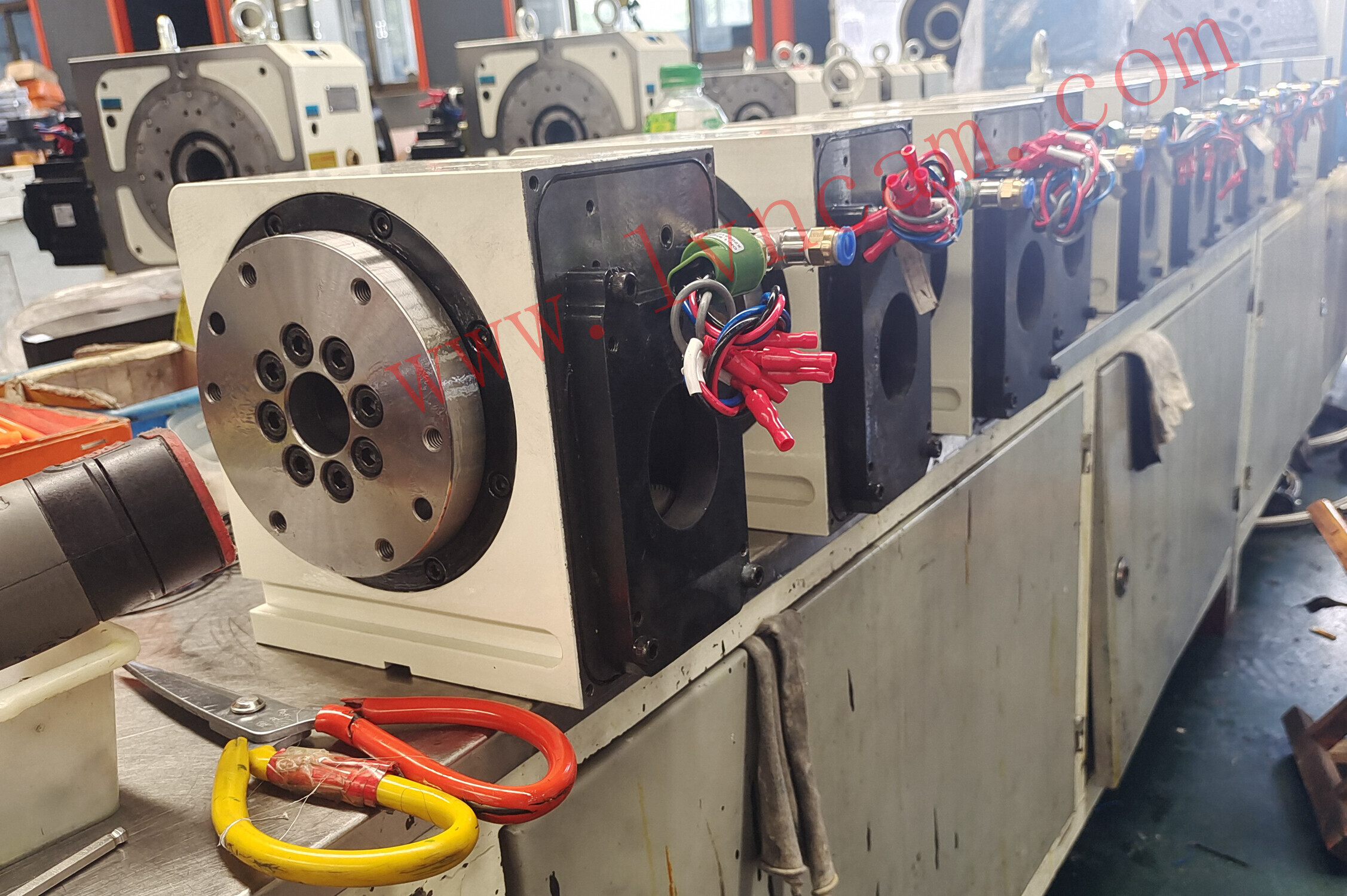 LN125R滚子凸轮数控转台伺服转台实拍