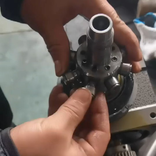 凸轮分割器撞车导致定位不准的鉴别方法