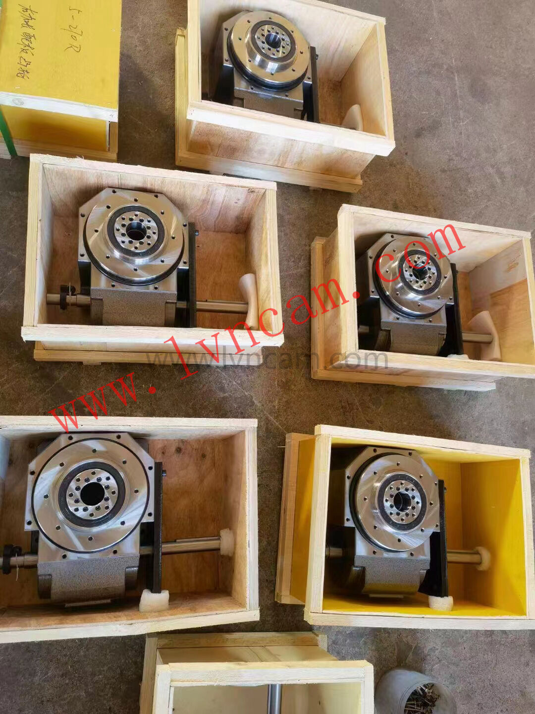 110DT-8-270R-T30凸轮分割器入力轴加长配电机板