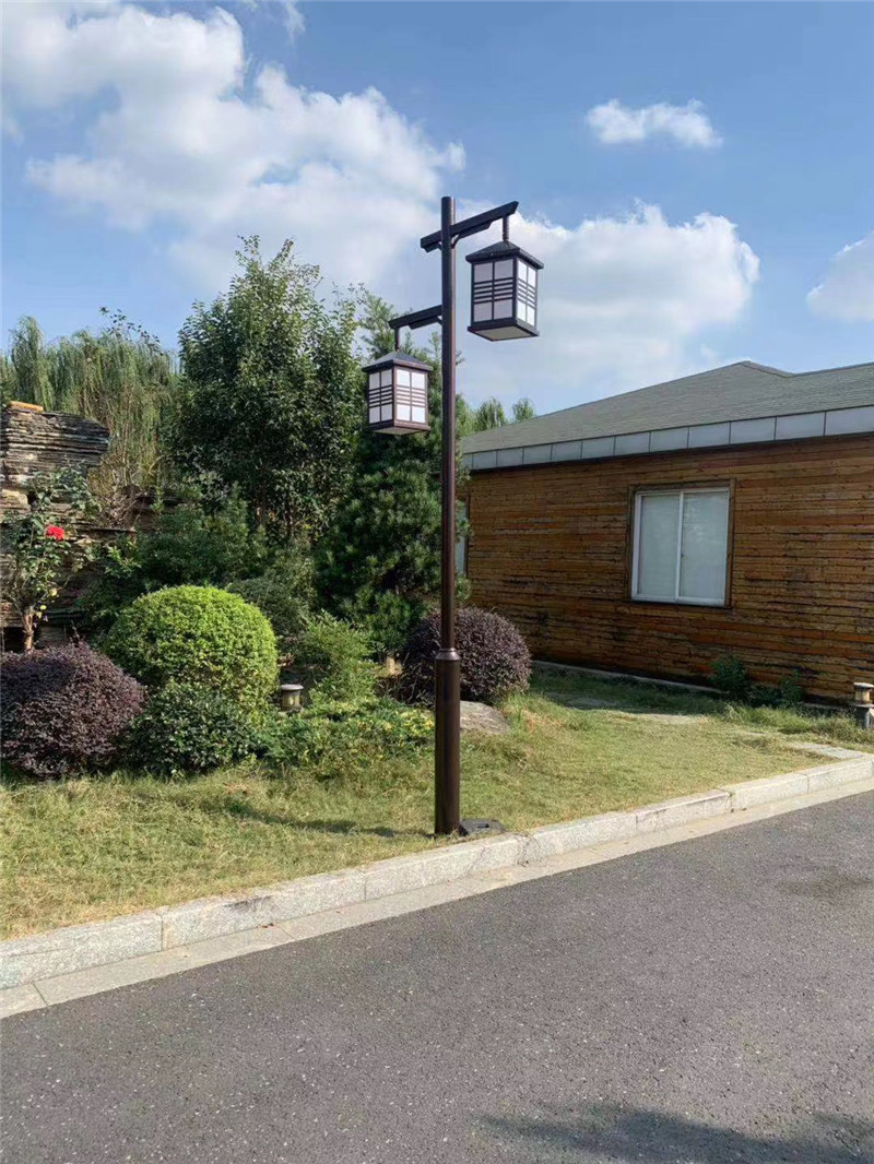 4米經典仿古路燈