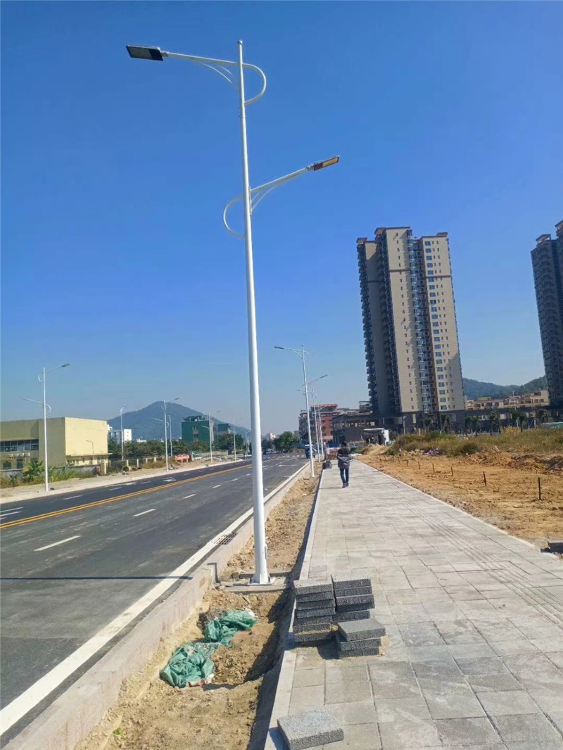 8米市電雙臂路燈 8米市電雙臂路燈