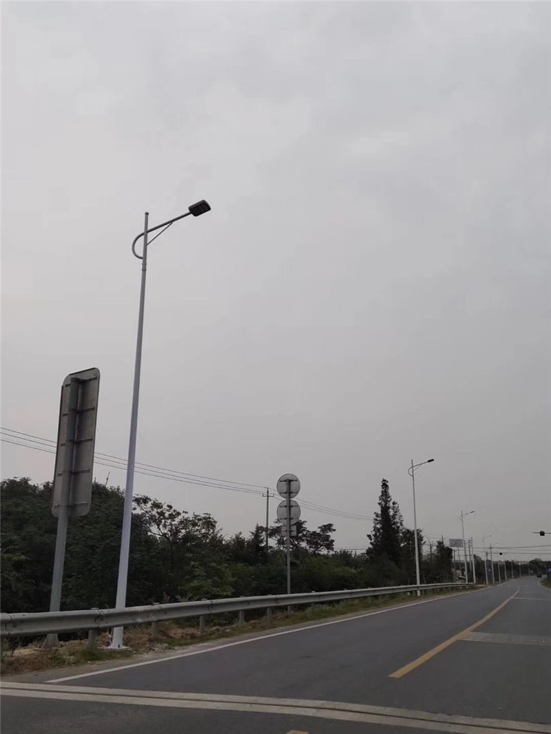 9米150瓦市電海螺壁