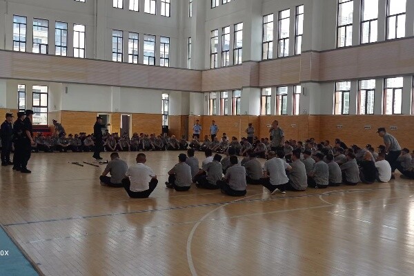 烈日炎炎，保安安保技能培训