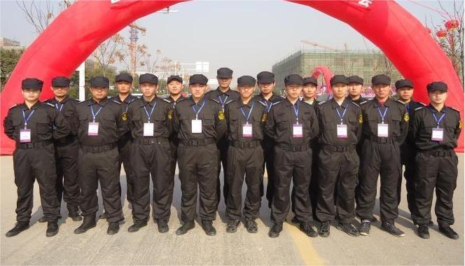 保安行業(yè)筑牢安全防線，機(jī)遇與挑戰(zhàn)交織