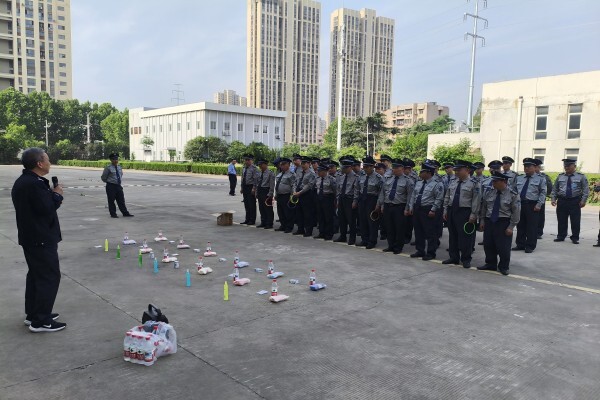 開展五一假期前安全工作培訓(xùn)暨先進(jìn)工作個(gè)人表彰活動(dòng)