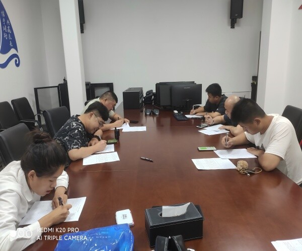 我公司为万达广场开展安全教育与服务意识培训