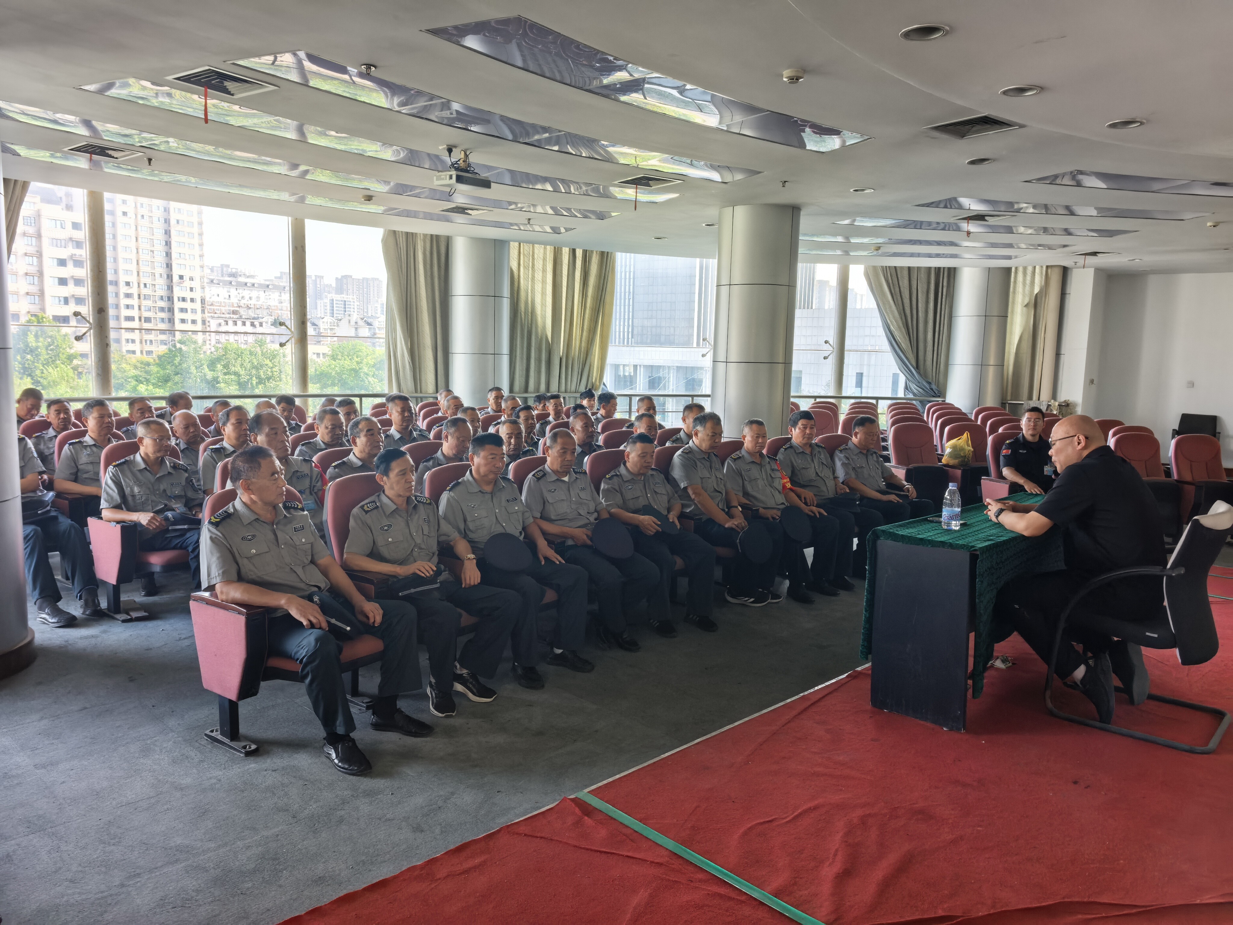 徐州威武特衛(wèi)保安服務(wù)有限公司開展安保人員安全教育培訓(xùn)