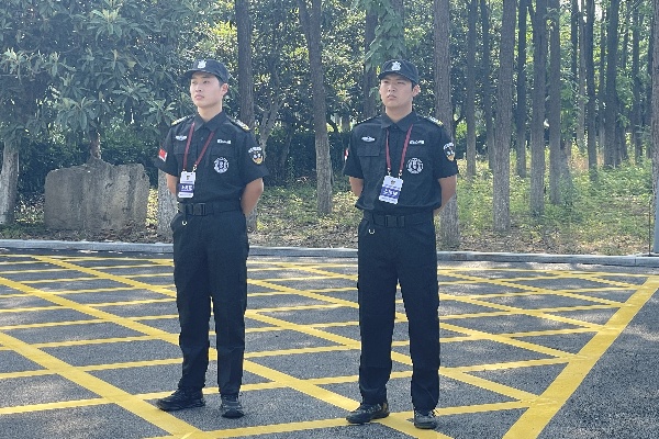 以练促战强本领，坚守岗位护平安