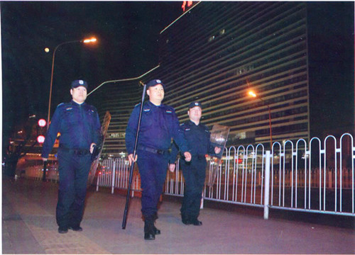 广州市公安机关开展清理整治保安服务行业突出问题专项行动