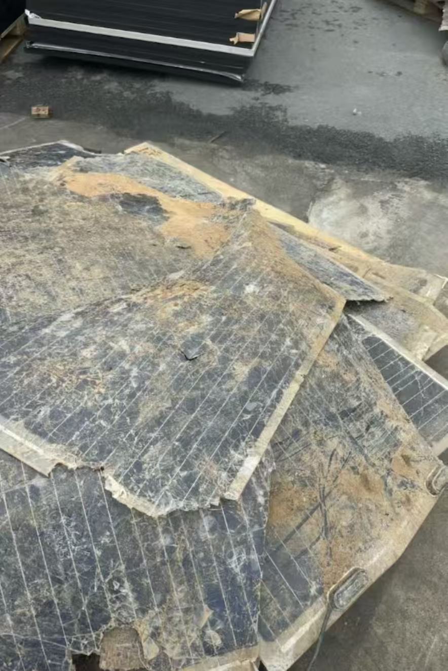 光伏回收乱象盘点：组件涂泥增重