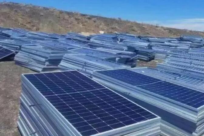 光伏退役潮开启，170万吨报废组件“去哪儿”？