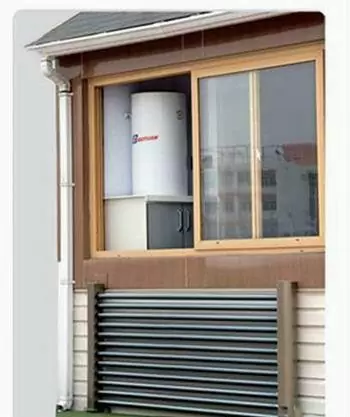阳台壁挂式太阳能集热器