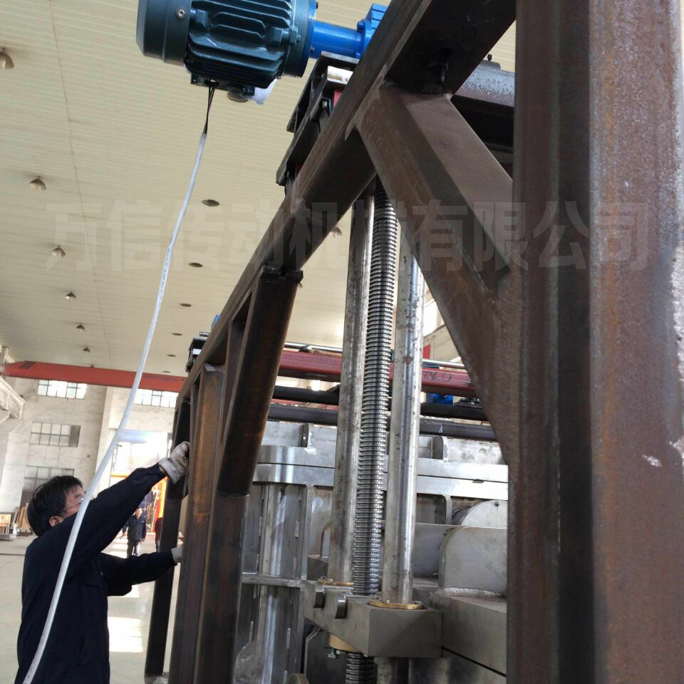 多臺聯動絲桿升降機應用案例