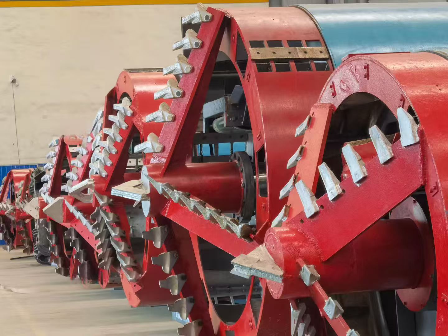 非开挖管道牵引掘进机