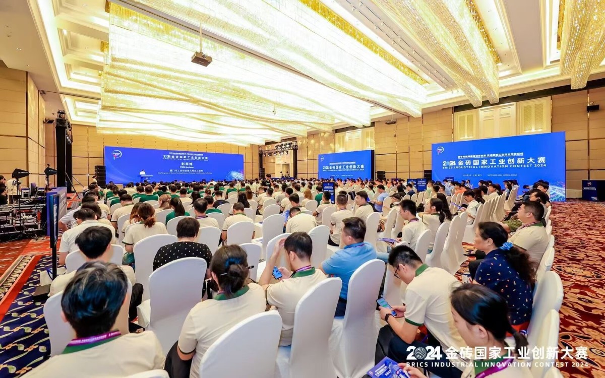 总决赛现场1.jpg 总决赛现场1.jpg