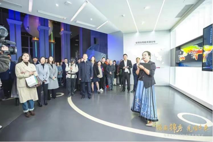 introduce1.jpg introduce1.jpg