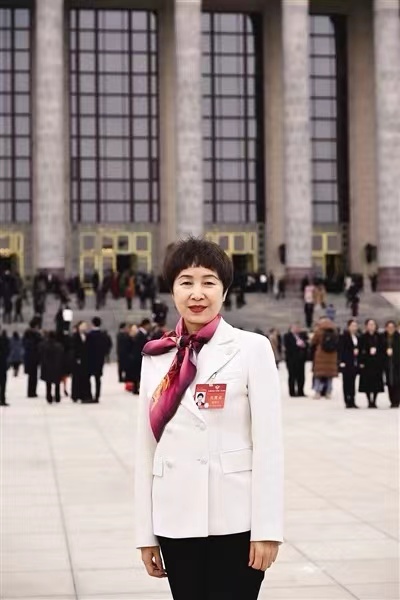 CPPCC member Zhang Liwen called for the establishment of a renewable resource recycling system for the new energy industry CPPCC member Zhang Liwen called for the establishment of a renewable resource recycling system for the new energy industry