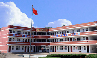 学    校