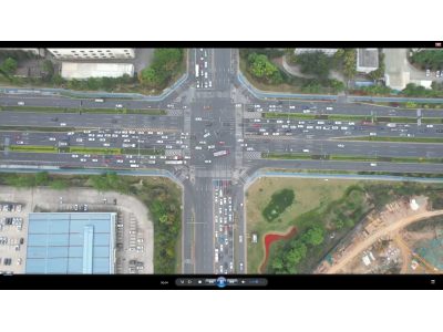 成龙大道三段和车城东七路路口改造前后调度视频-晚高峰