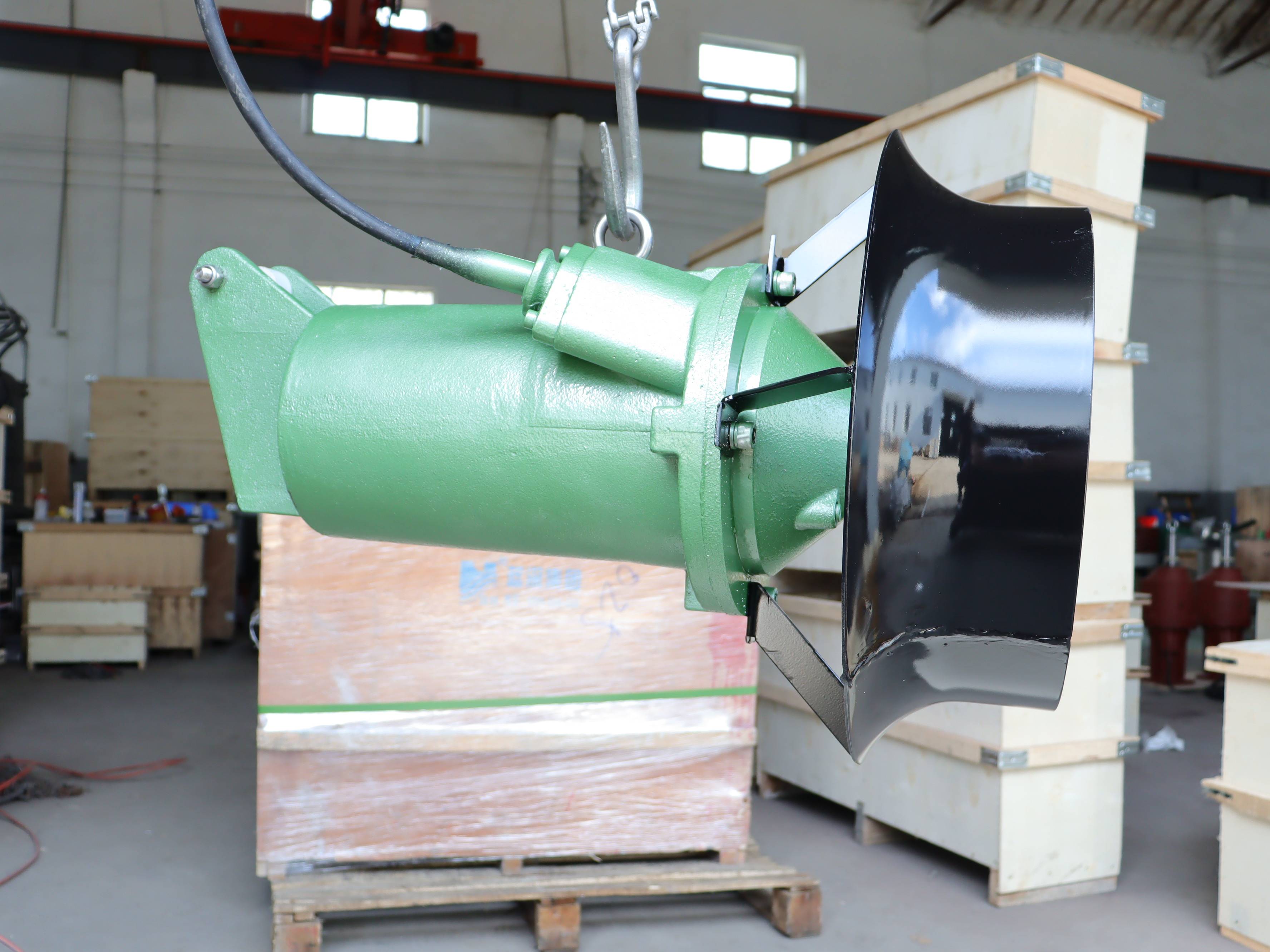 鑄鐵潛水?dāng)嚢铏C