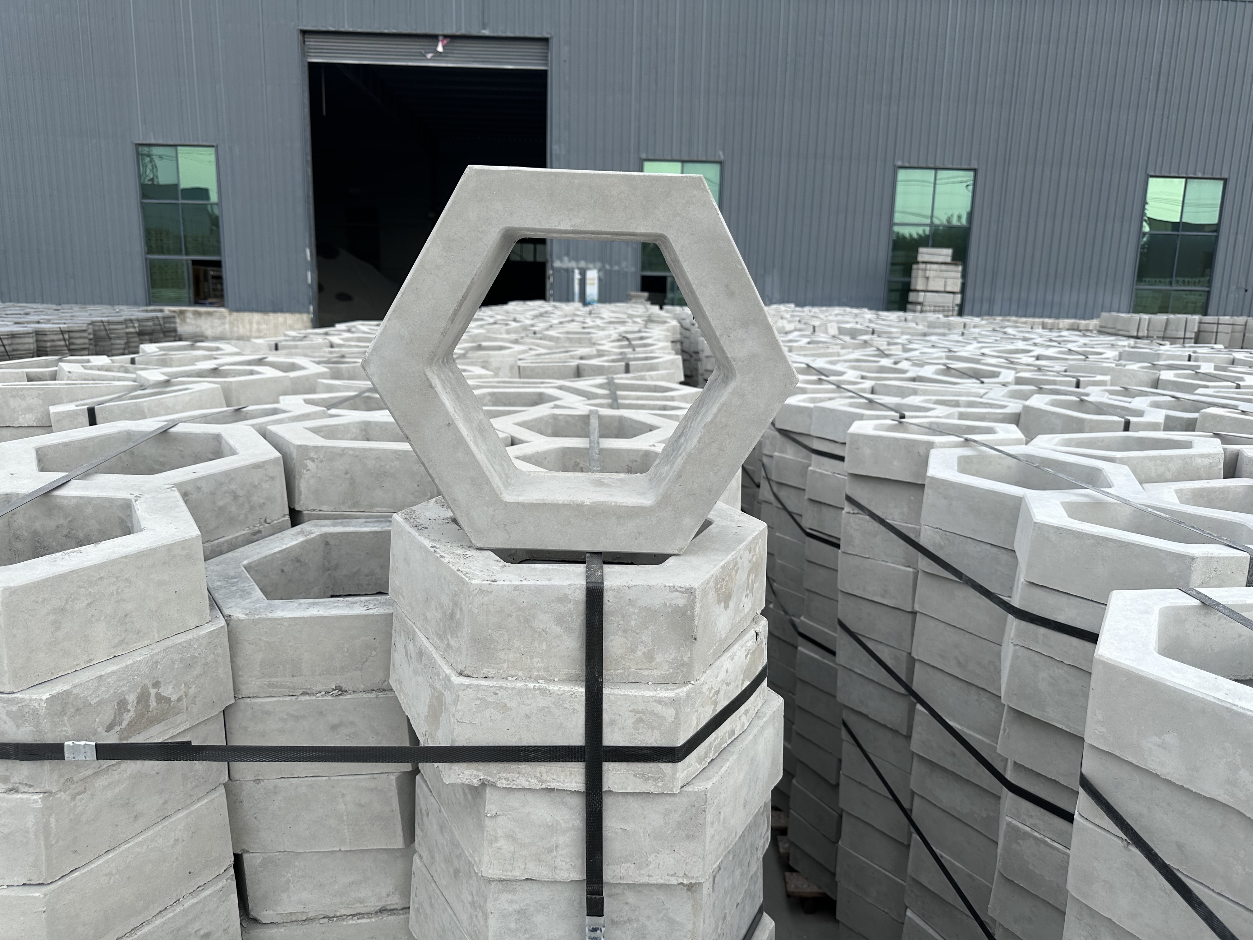 生态 六角护坡砖