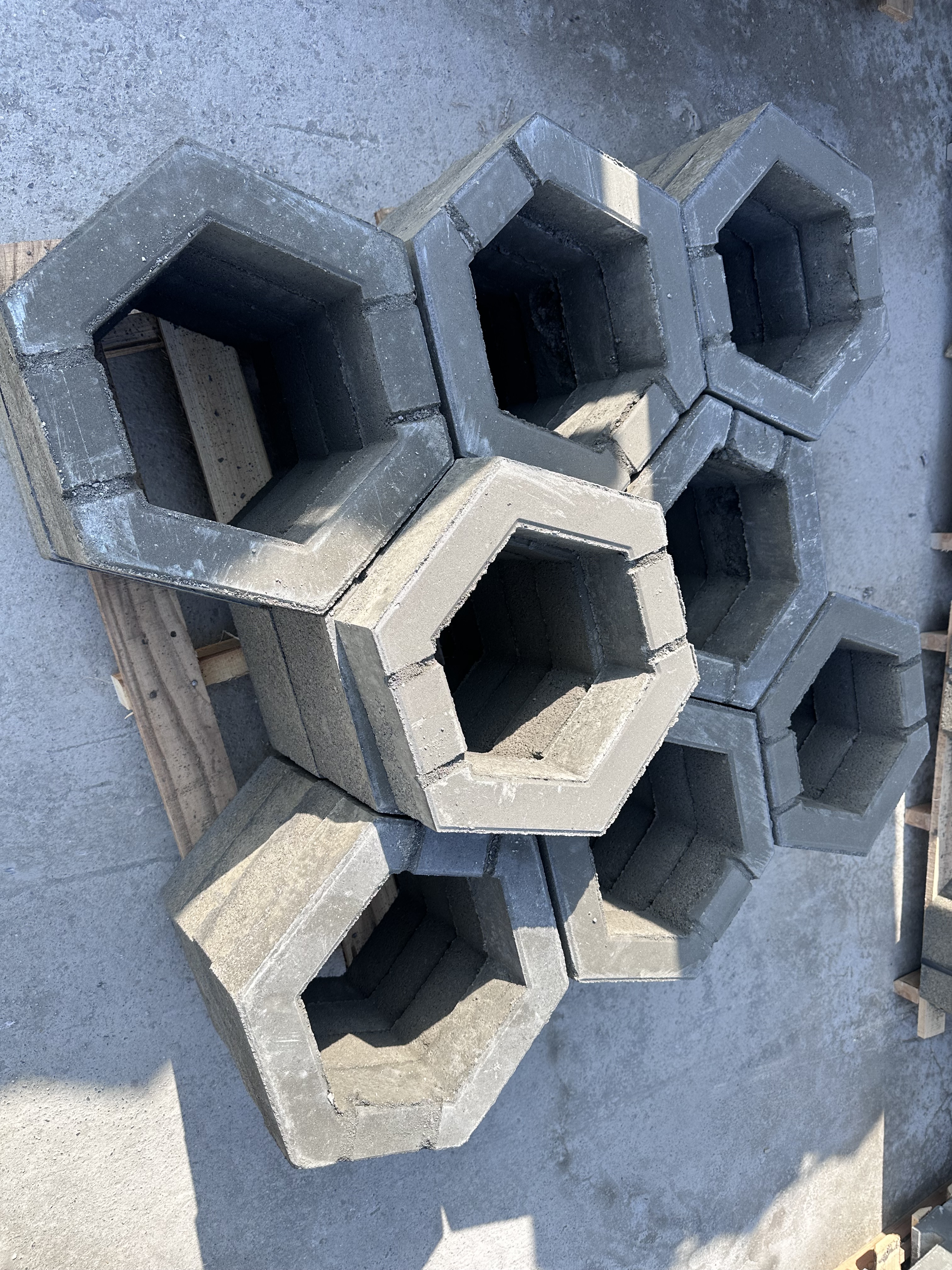 生态 六角护坡砖