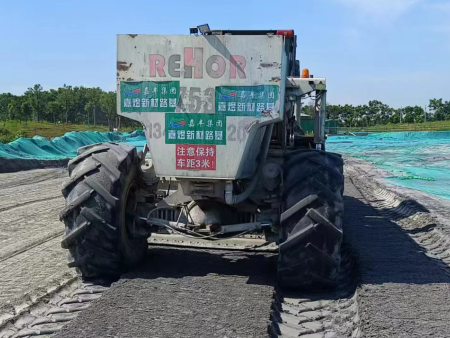 工業(yè)廢料磷石膏固化施工