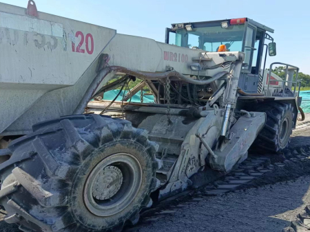 工業(yè)廢料磷石膏固化施工