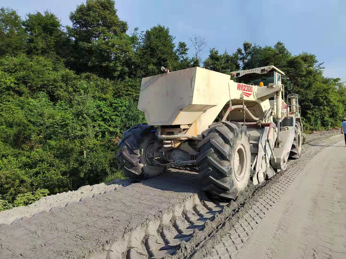 宜昌市磷石膏就地固化施工