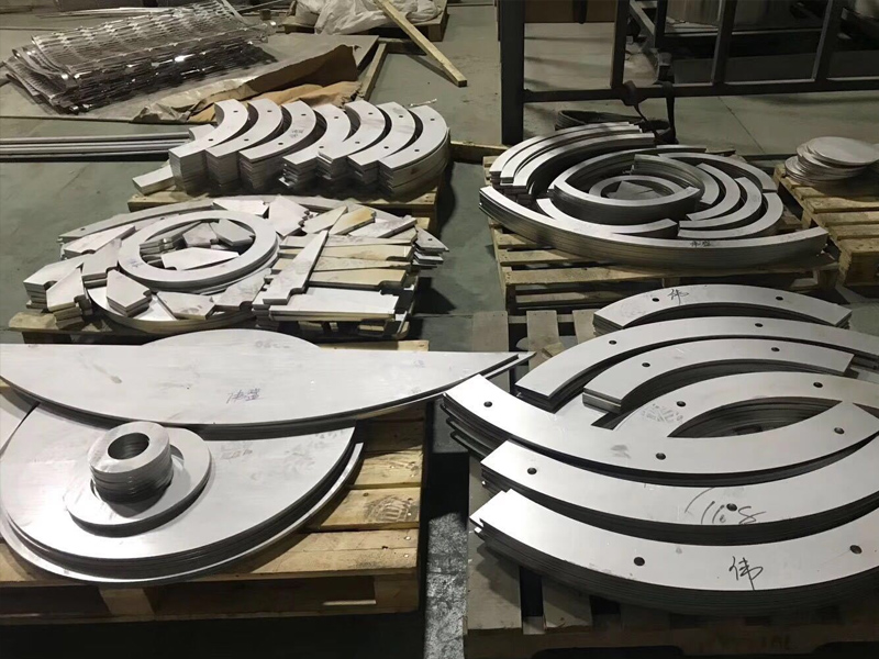 不锈钢厚板零切